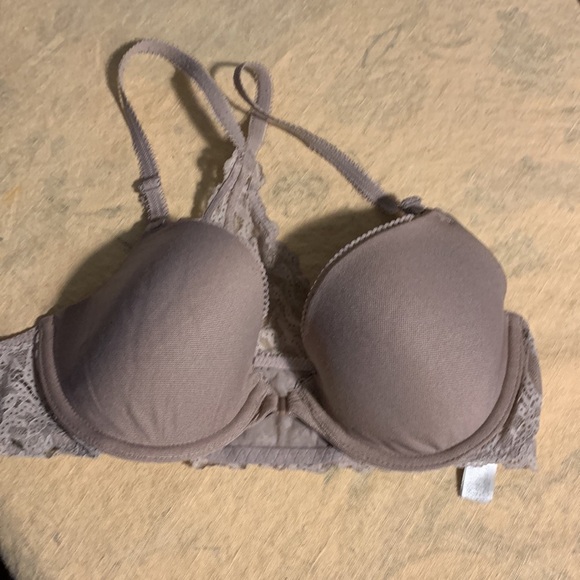 Three Racerback 36B Bras - Picture 5 of 8